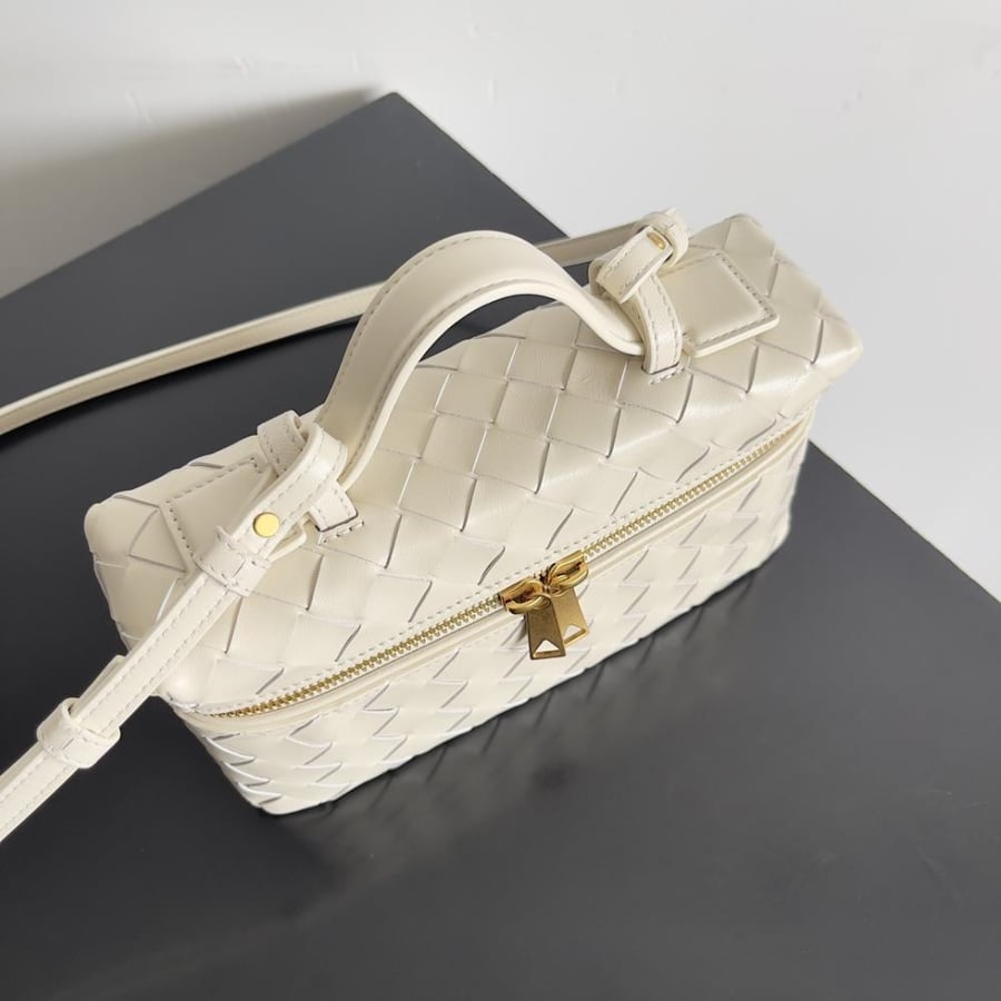 BV Vanity Case Bag 22cm