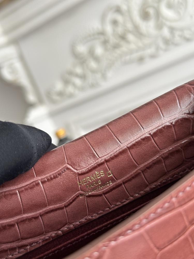Hermes Kelly Mini Pochette 22cm - Burgundy / Gold Hardware