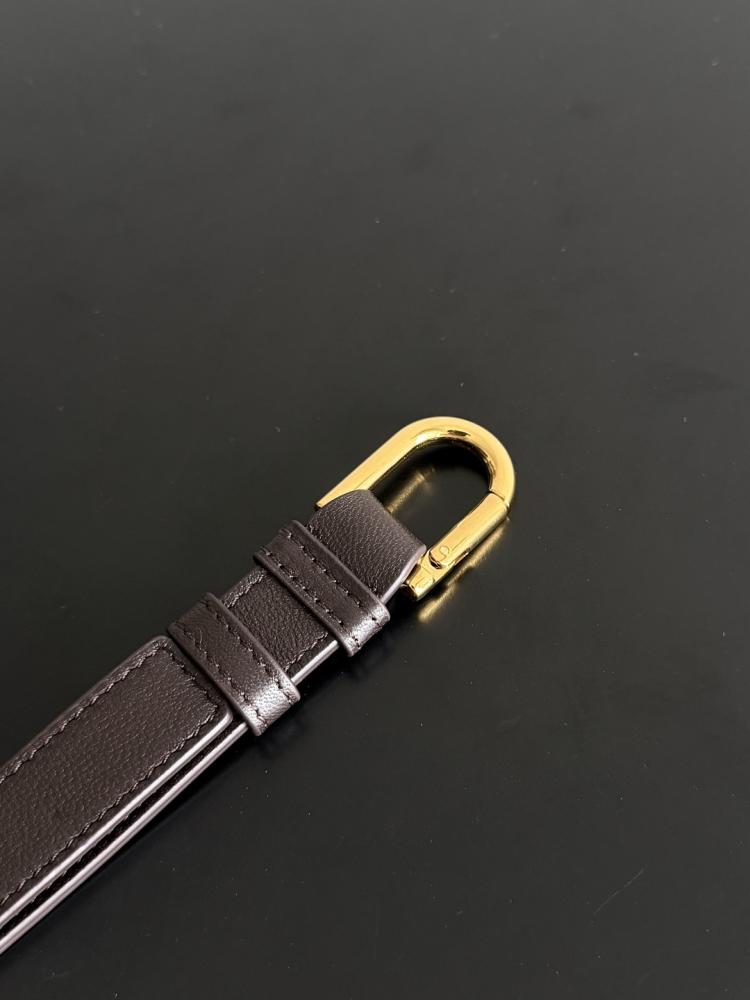 Bottega Veneta Andiamo Woven Bucket Bag 18.5cm