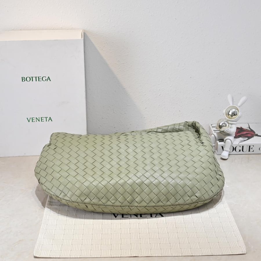 BV Extra Large Jodie Bag 54cm