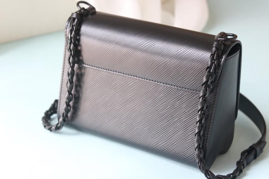 LV Twist Braided Chain 23cm