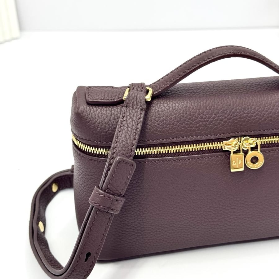 Loro Piana Extra Pocket L19 Vanity Case Collection
