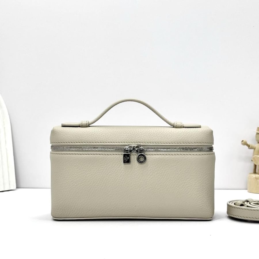 Loro Piana Extra Pocket L19 Vanity Case Collection
