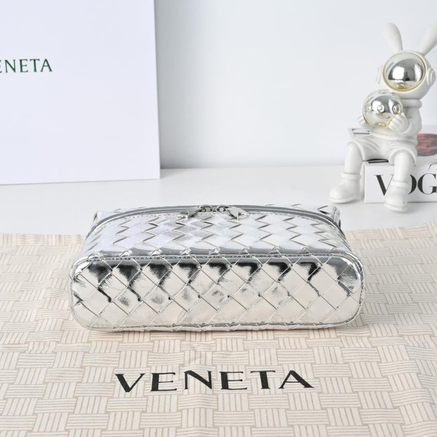 BV Vanity Case Bag 22cm
