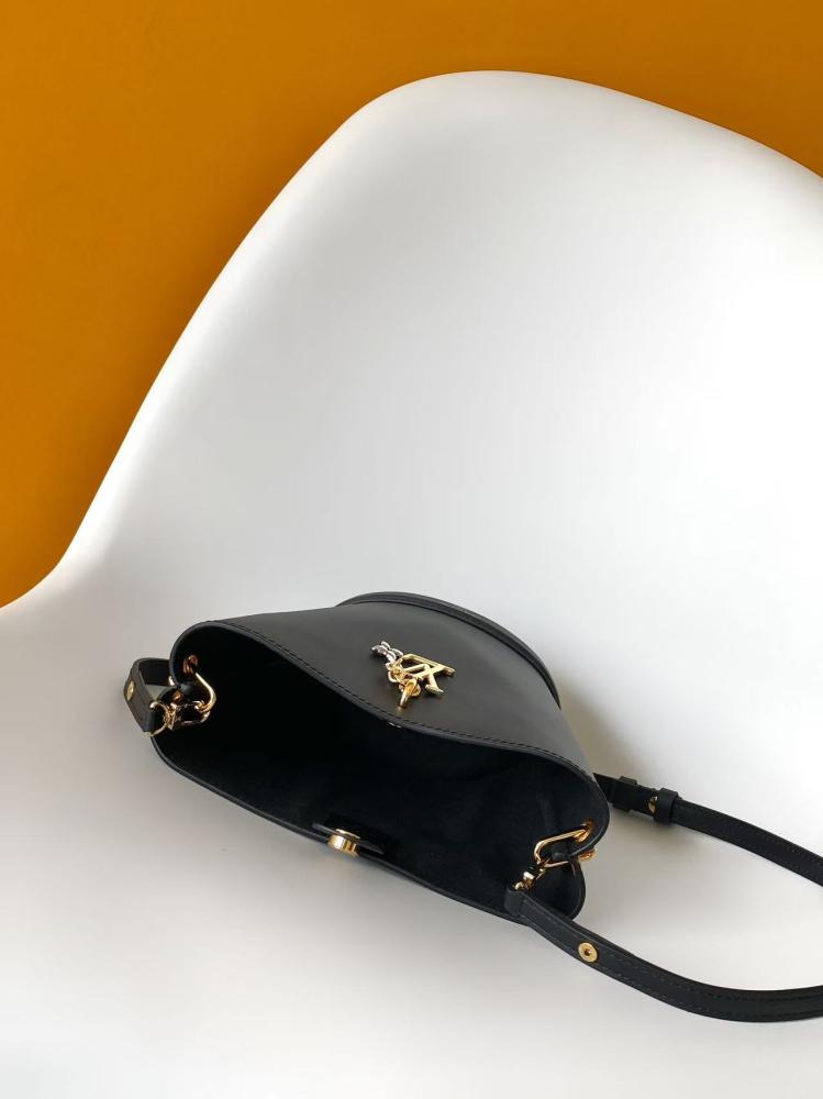 LV Nano Bucket Bag 17.5cm