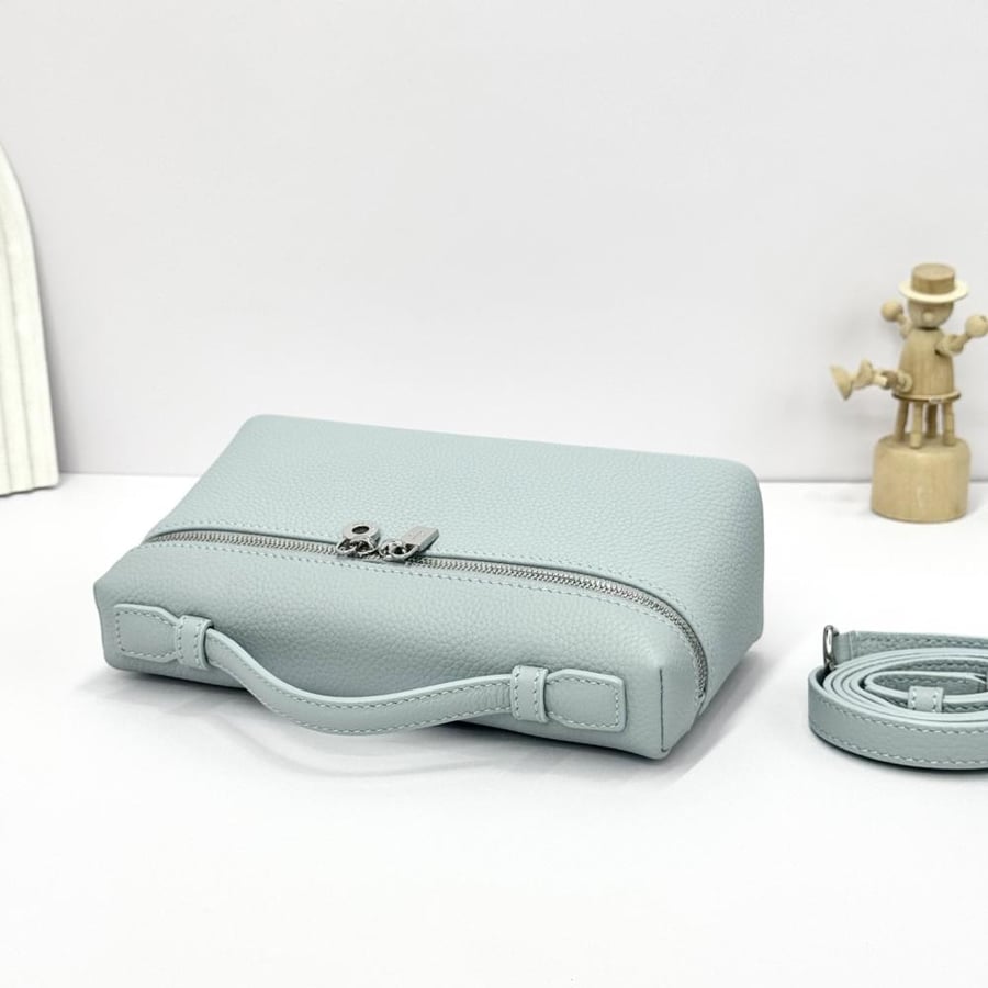 Loro Piana Extra Pocket L19 Vanity Case Collection