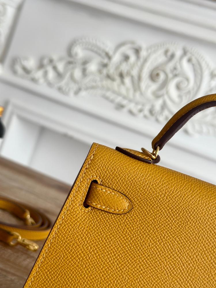 Hermes Mini Kelly II Bag 19cm - Mustard / Gold Hardware