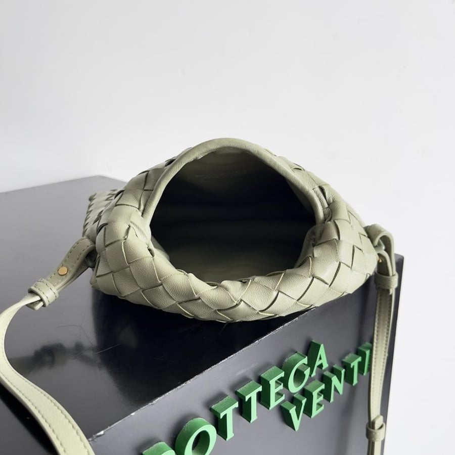 BV Mini Hop Bag 25.5cm