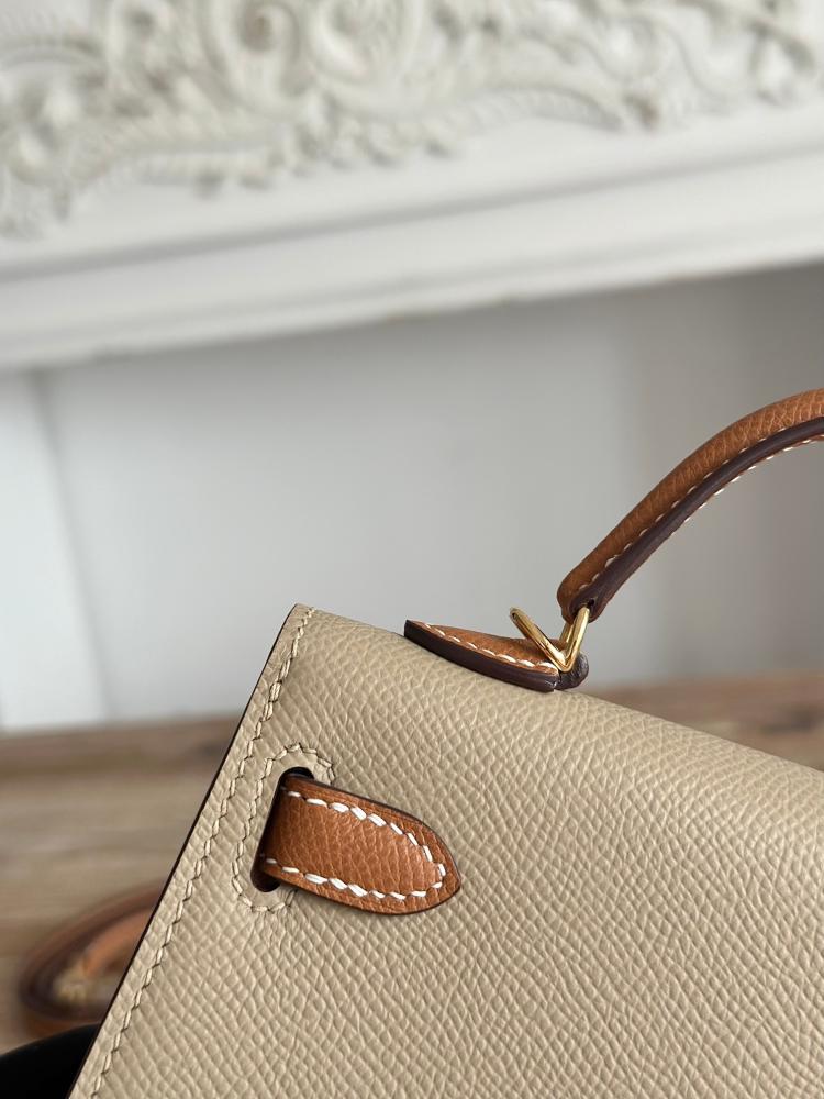 Hermes Mini Kelly II Bag 19cm - Taupe & Caramel / Gold Hardware