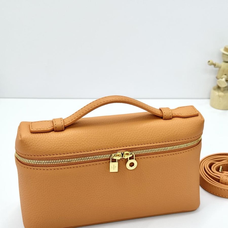 Loro Piana Extra Pocket L19 Vanity Case Collection