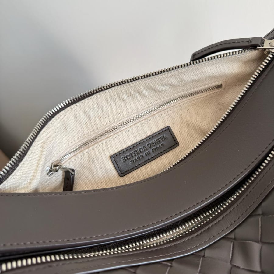 BV Tribeca Woven Tote Bag 30.5209cm