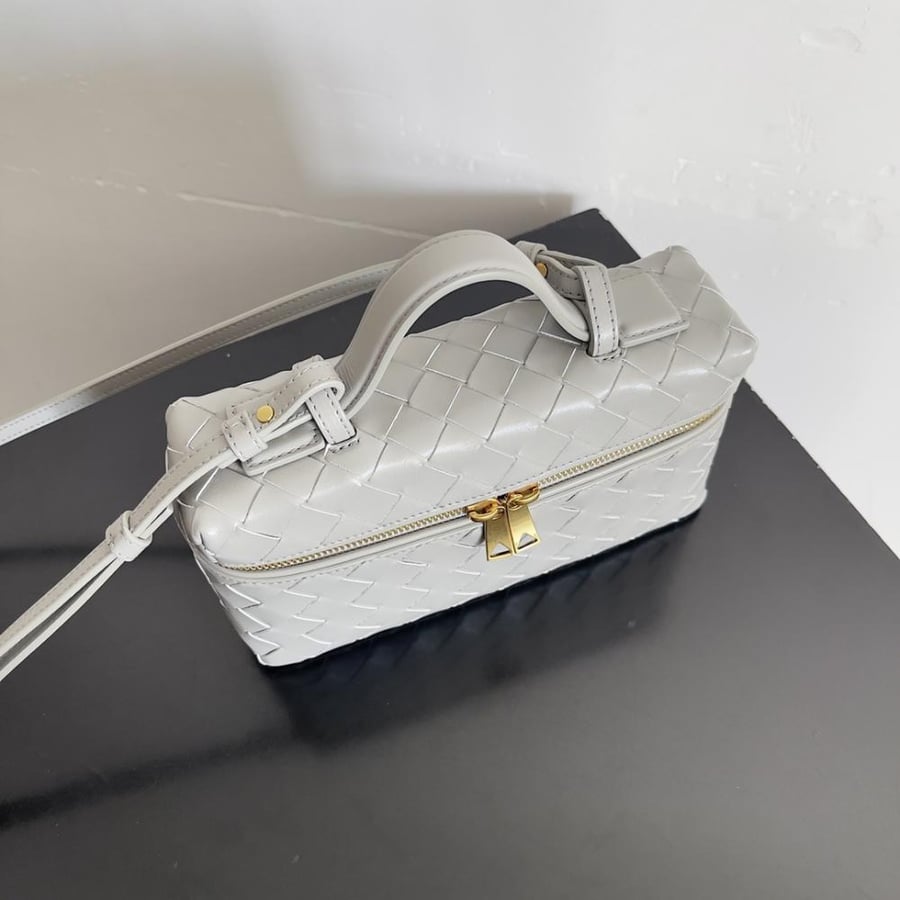 BV Vanity Case Bag 22cm
