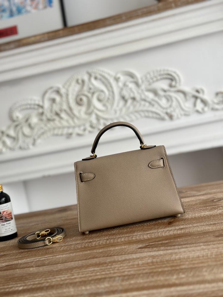 Hermes Mini Kelly II Bag 19cm - Taupe / Gold Hardware