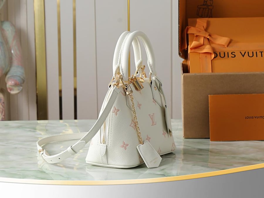 LV Speedy Bandoulière 23.5cm