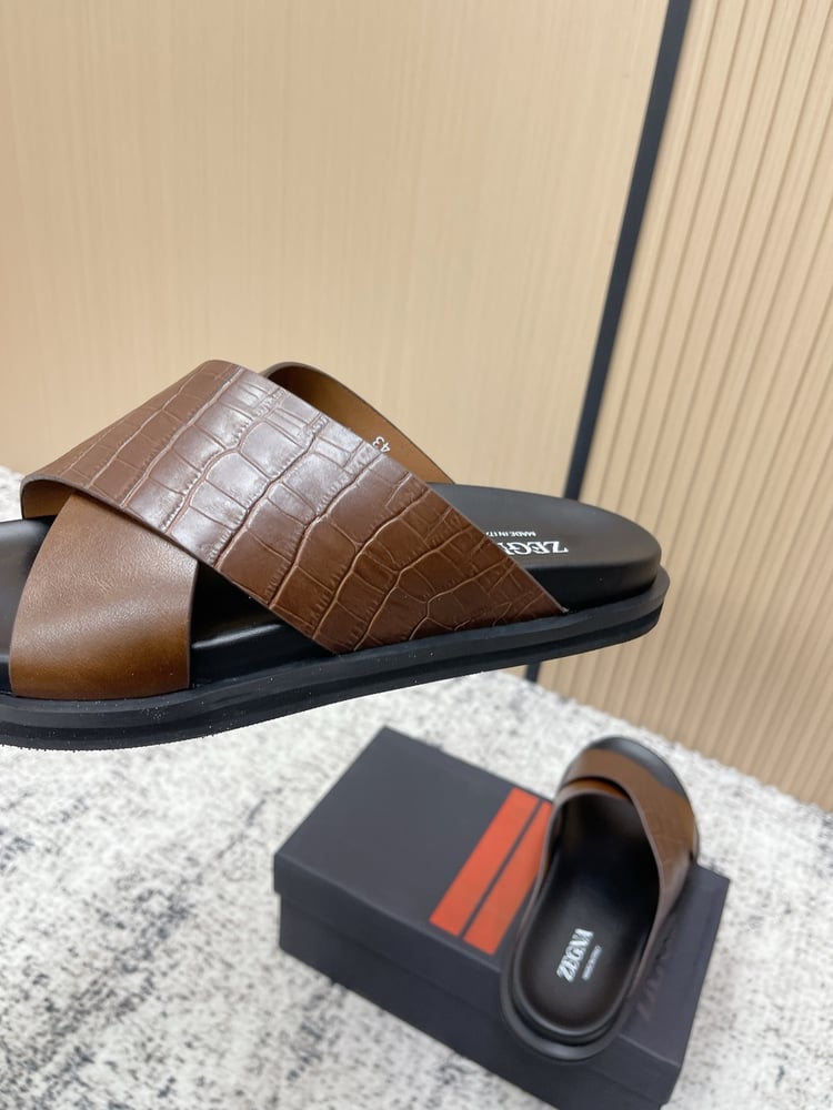 سليبر زيجنيا ايطالي جلد طبيعي بني غامق