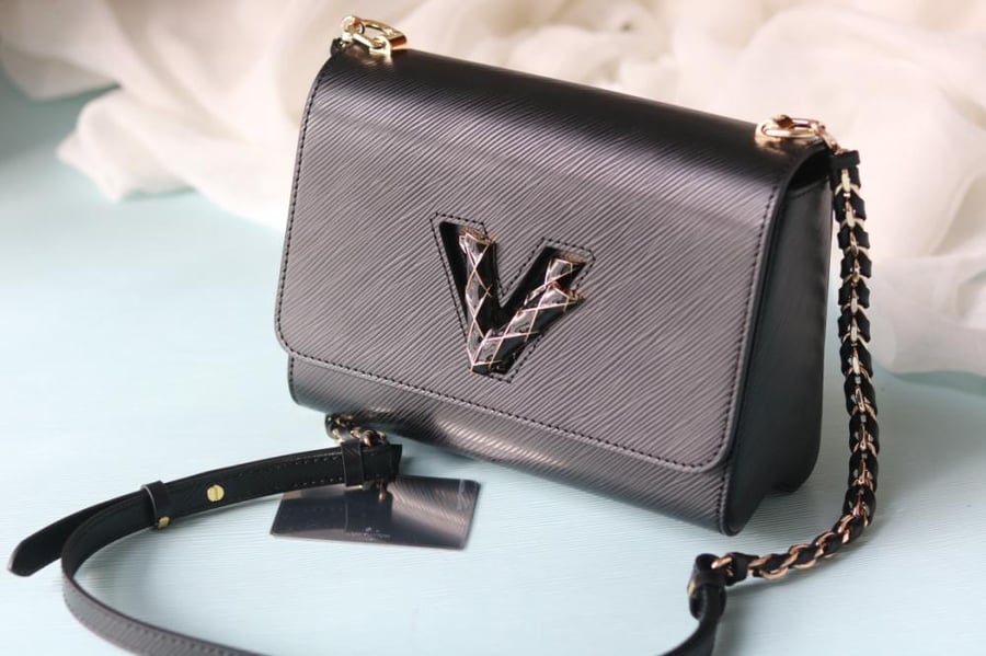 LV Twist Braided Chain 23cm