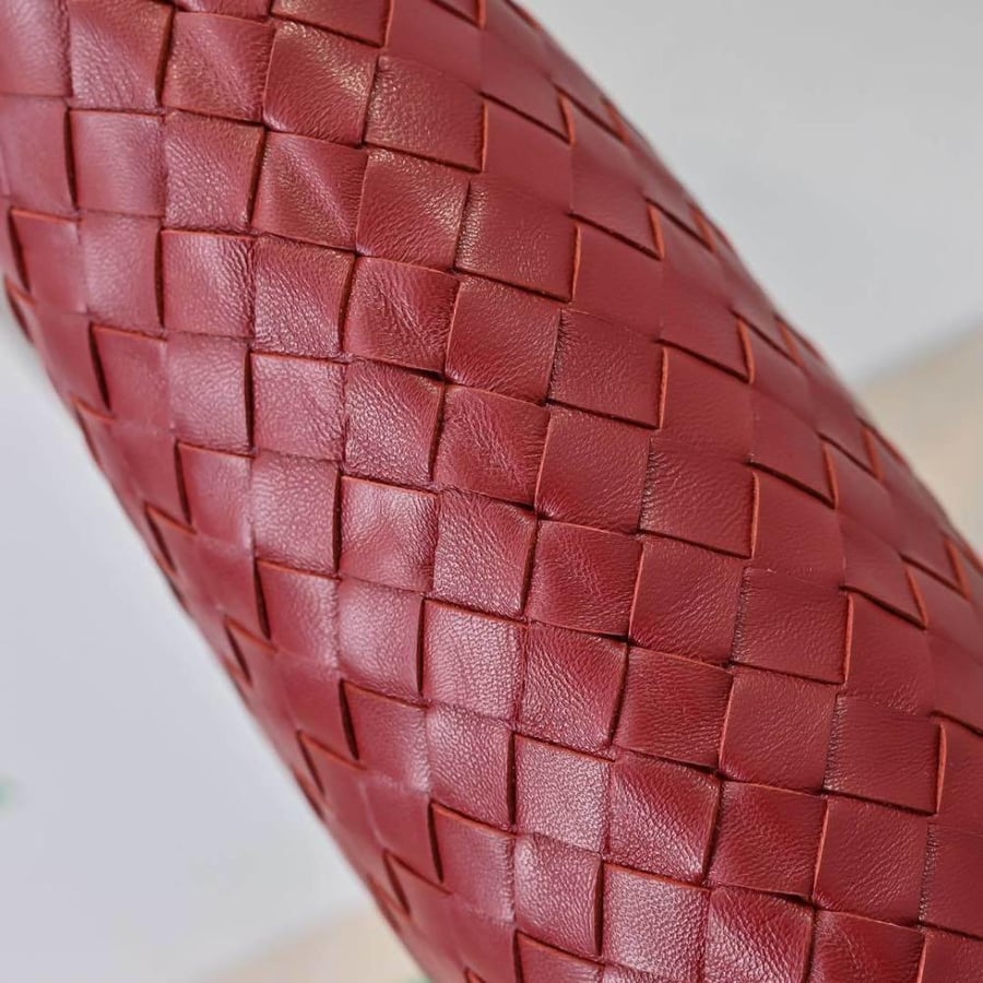 BV New Medium Hop Bag 46cm (Leather)