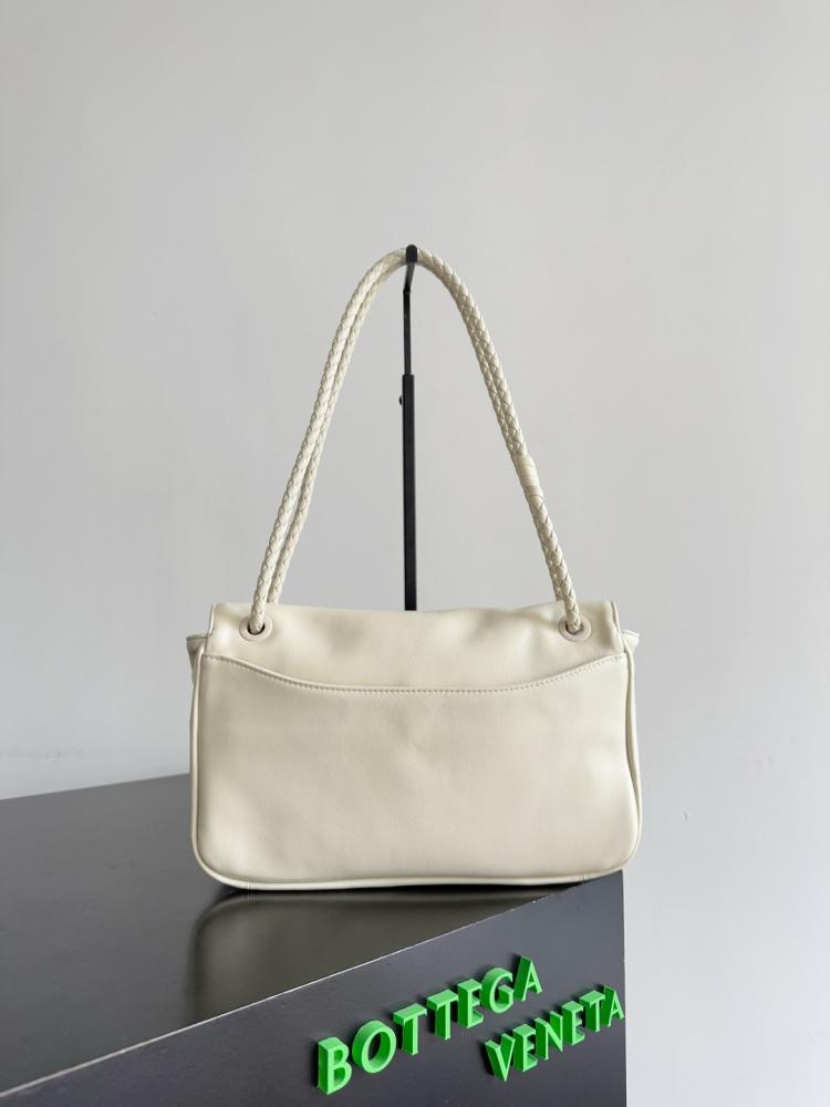 Bottega Veneta New Madison Bag 27cm