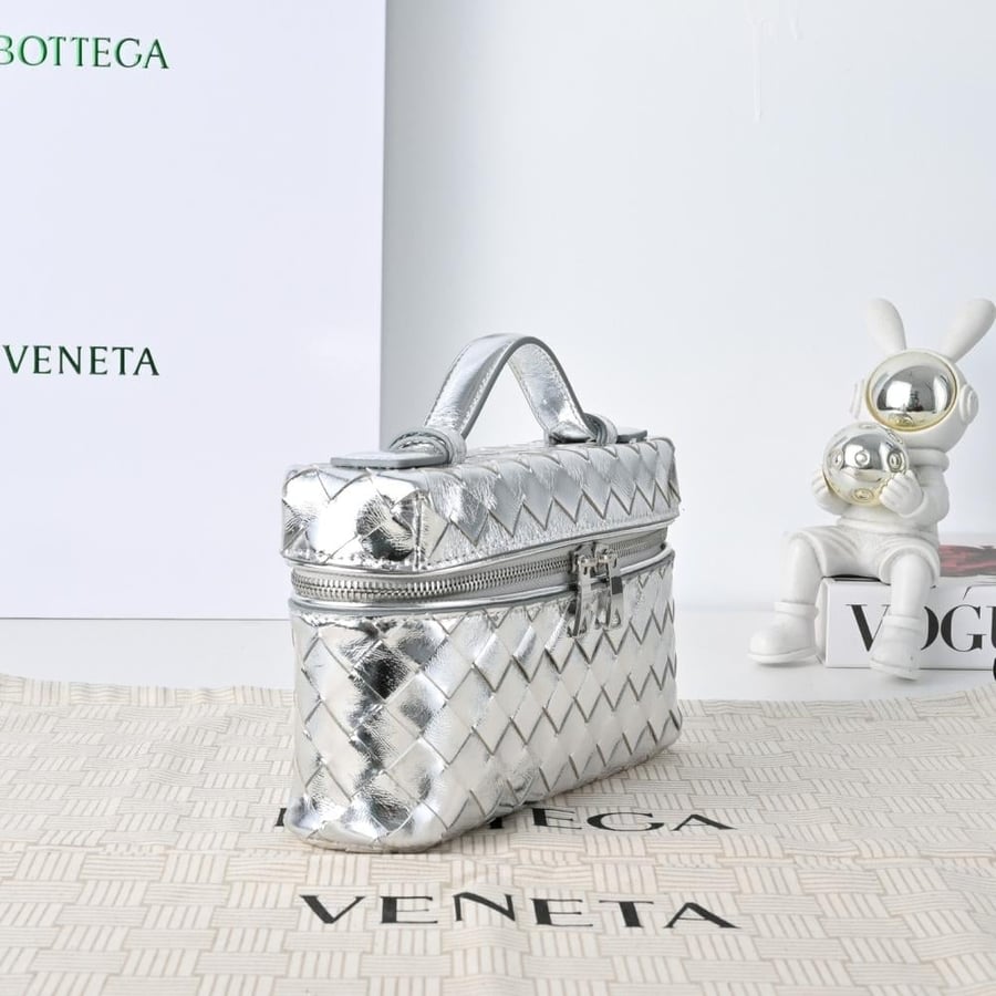 BV Vanity Case Bag 22cm