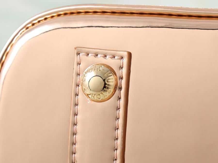 LV Alma Bag 23.5 cm