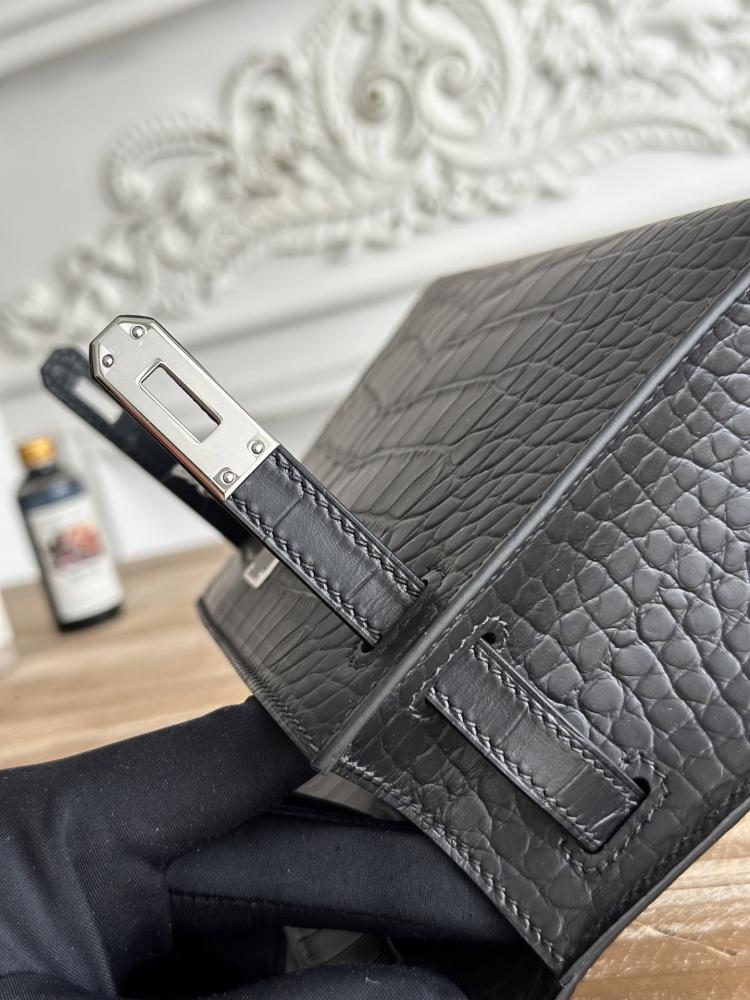 Hermes Kelly Mini Pochette 22cm