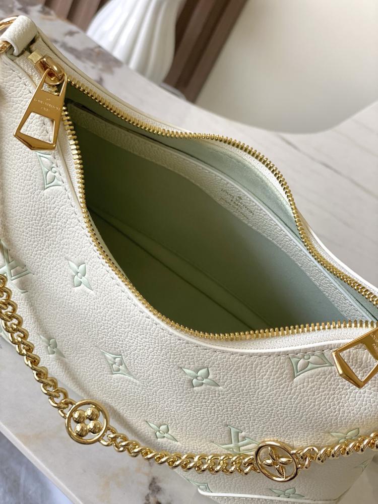 LV Boulogne Bag 21.5613.5cm