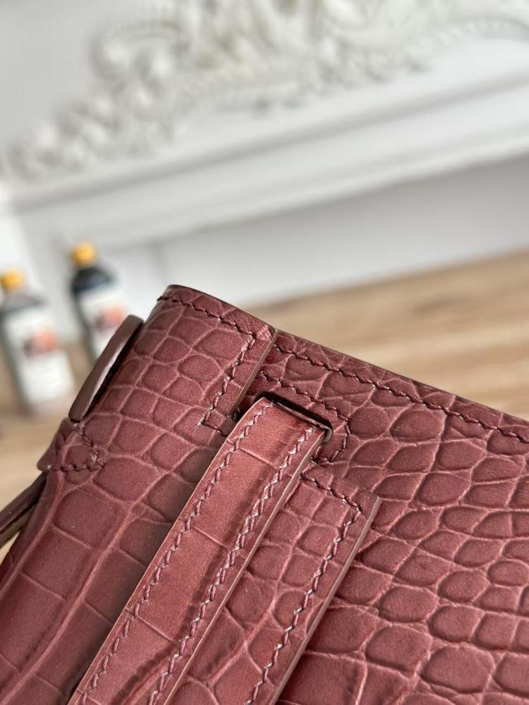 Hermes Kelly Mini Pochette 22cm - Burgundy / Silver Hardware