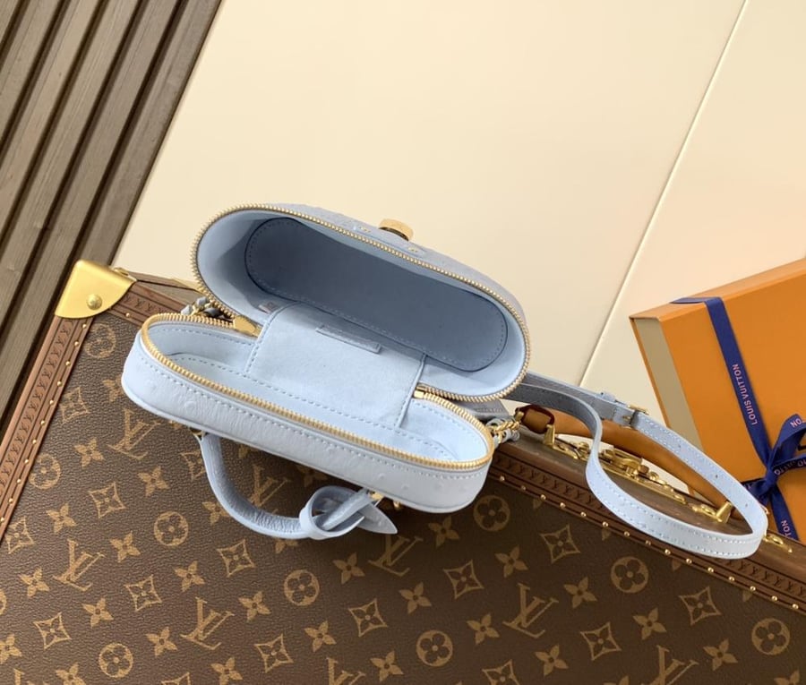LV Vanity Bag 19cm