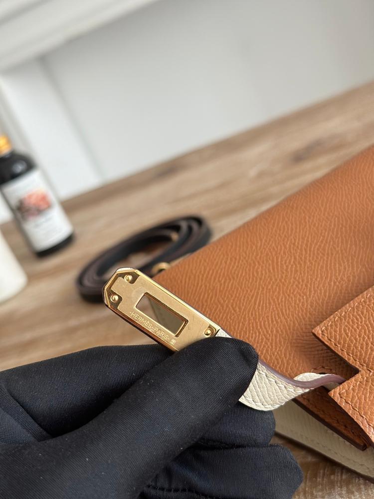 Hermes Mini Kelly II Bag 19cm - Caramel, Ecru & Dark Brown / Gold Hardware