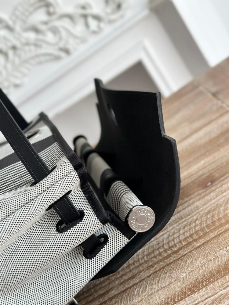 Hermes Herbag à Dos Backpack 30cm - Ecru H Stripe & Black