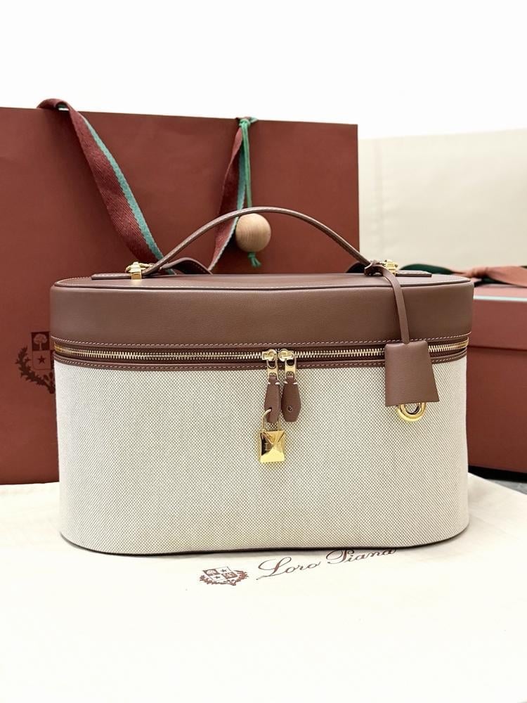 Loro Piana Large Vanity Case in Grained Leather