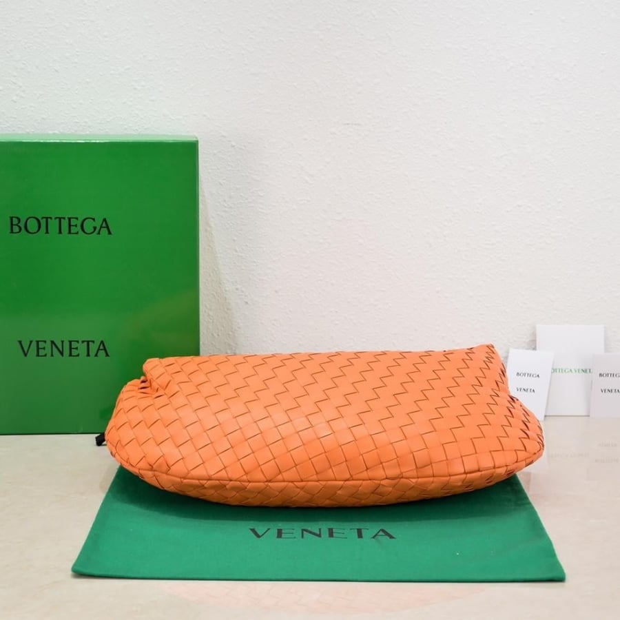 BV Medium Jodie Bag 40cm