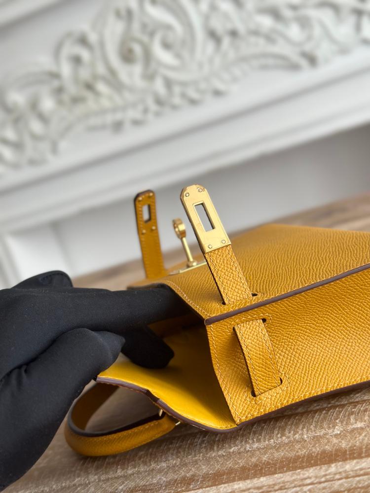 Hermes Mini Kelly II Bag 19cm - Mustard / Gold Hardware