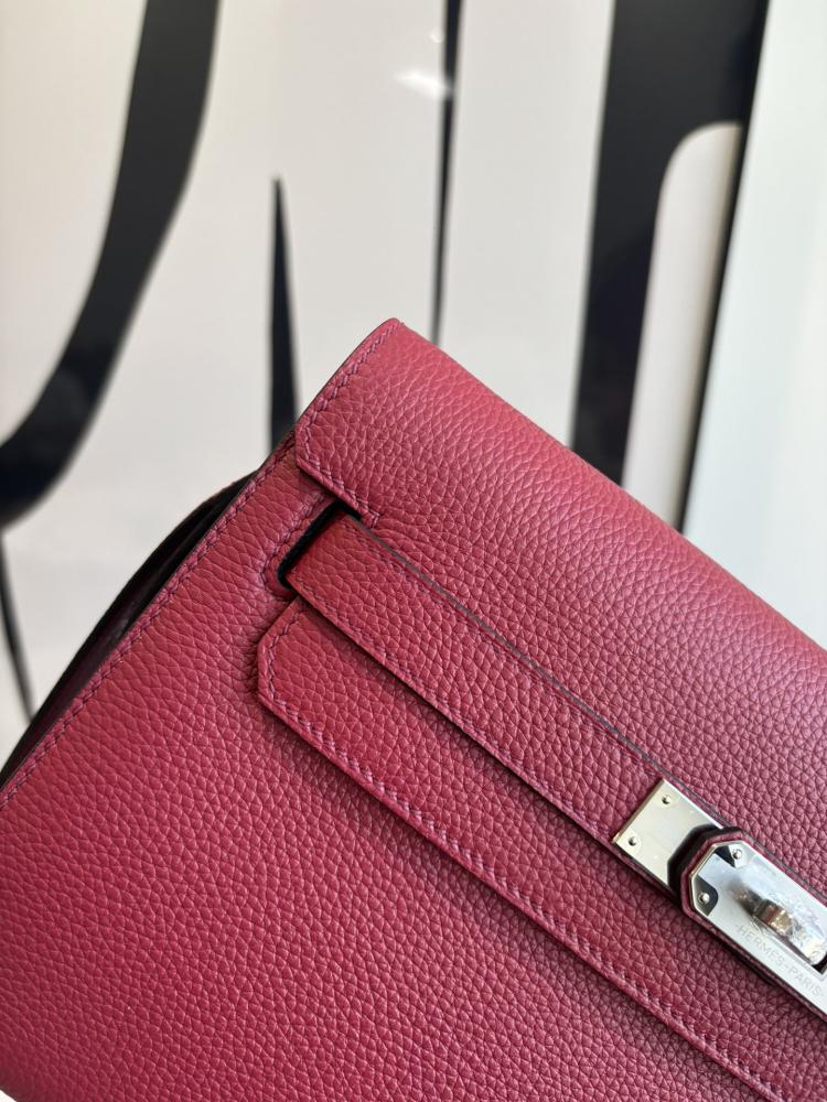 Hermes Kelly Dépêches 25 Pouch (Leather)
