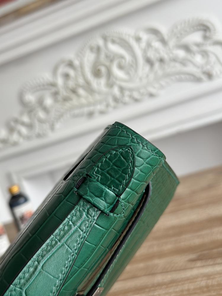 Hermes Kelly Mini Pochette 22cm - Emerald Green / Silver Hardware