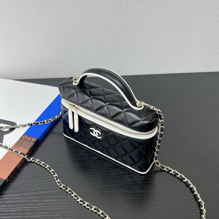 Chanel Quilted Grained Leather Vanity Case