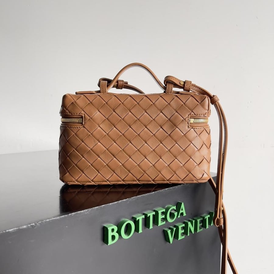BV Vanity Case Bag 22cm