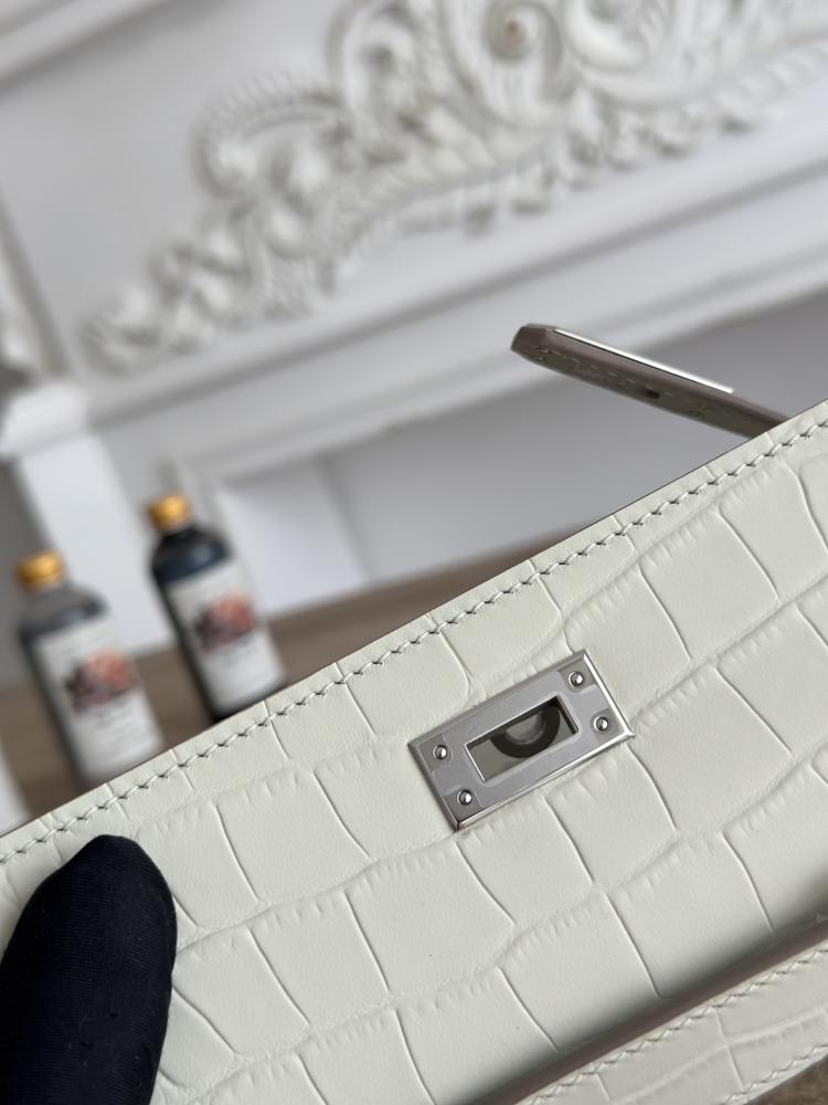 Hermes Kelly Mini Pochette 22cm
