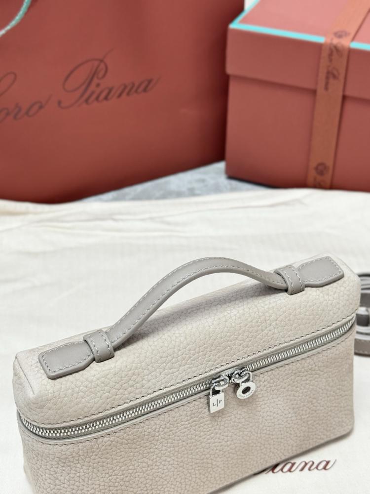 Loro Piana Extra Pocket L19 Vanity Case Collection