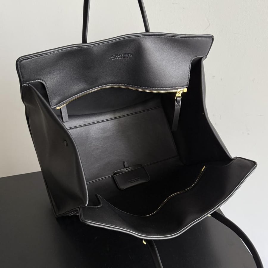 BV BarBara Tote Bag 37cm