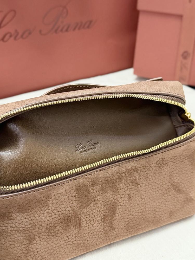 Loro Piana Extra Pocket L19 Vanity Case Collection