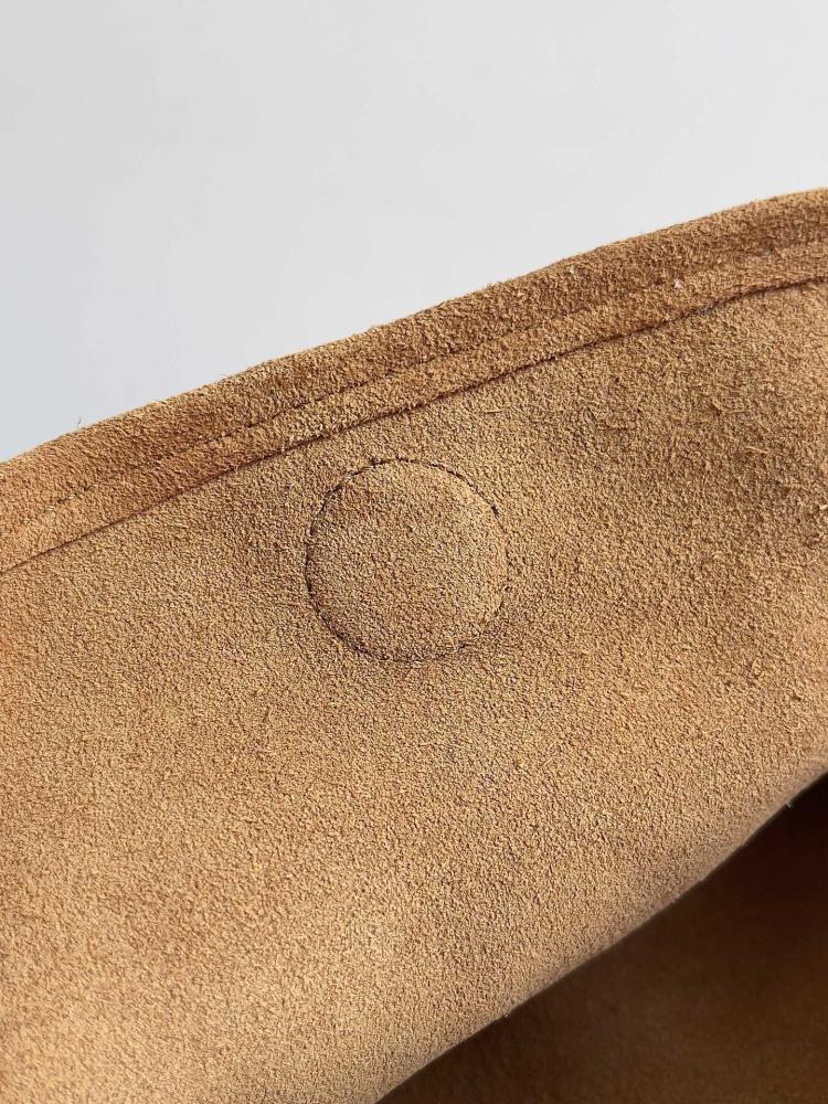 BV New Large Hop Bag 54cm (Suede)