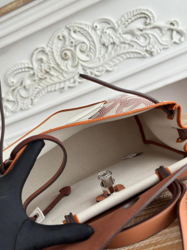 Hermes Herbag Zip 31 (Printed & Patterned Canvas Edition)