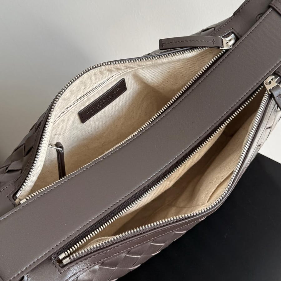 BV Tribeca Woven Tote Bag 30.5209cm