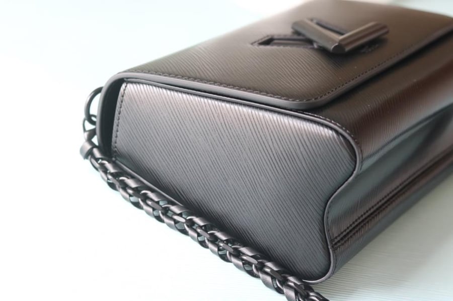 LV Twist Braided Chain 23cm