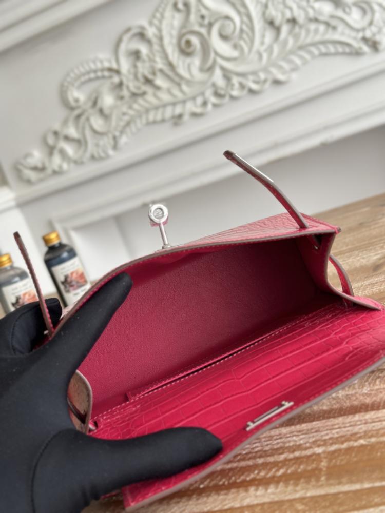 Hermes Kelly Mini Pochette 22cm - Raspberry Pink / Silver Hardware