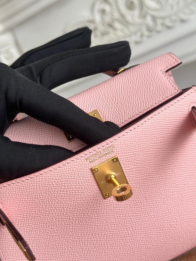 Hermes Mini Kelly II Bag 19cm - Light Pink / Gold Hardware