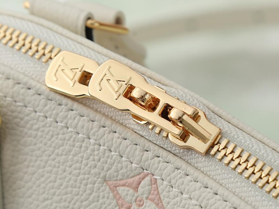LV Speedy Bandoulière 23.5cm