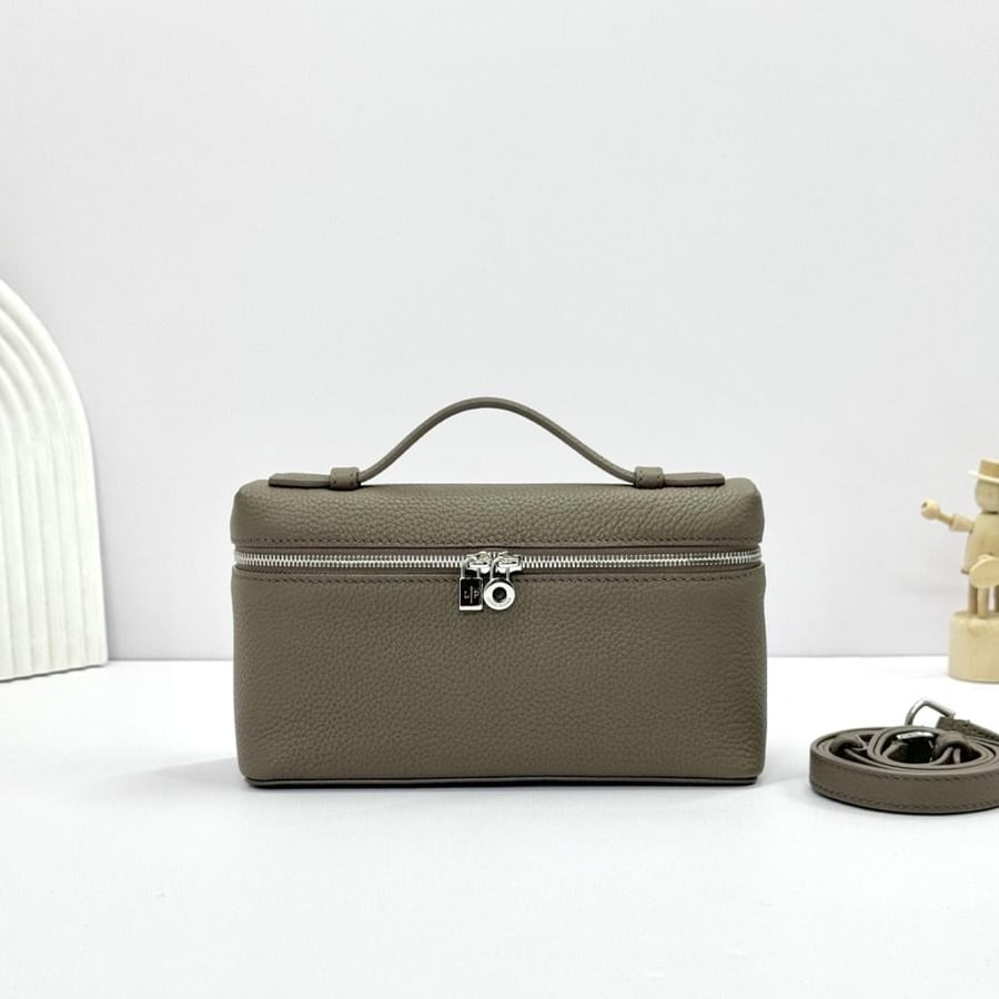 Loro Piana Extra Pocket L19 Vanity Case Collection