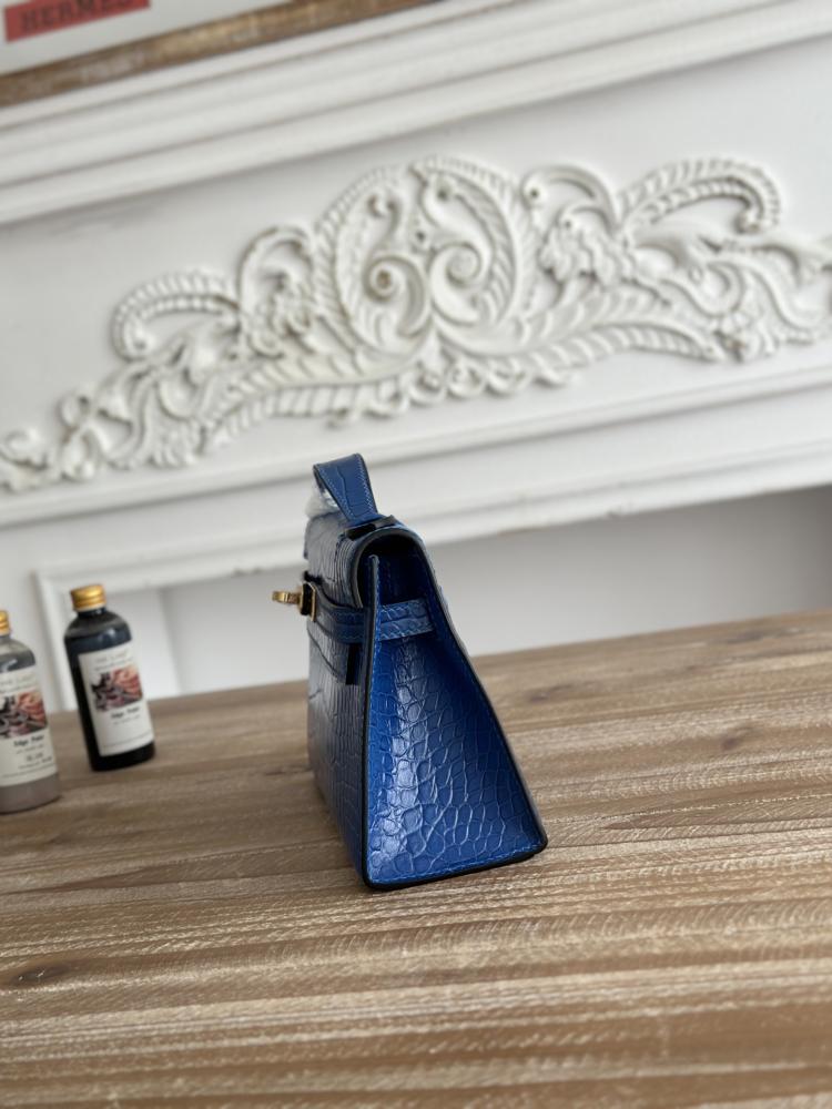 Hermes Kelly Mini Pochette 22cm